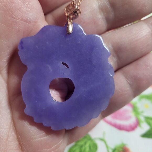 Purple Jade Carved Dragon Pendant Necklace in 14K Rose Gold/Sterling Silver - Picture 4 of 10